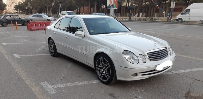 Mercedes E 240 2002, 241,000 km - 2.6 l - Bakı