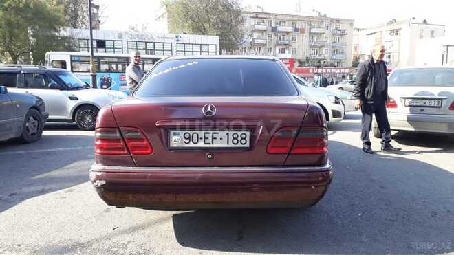 Mercedes E 250 1996, 136,000 km - 2.5 l - Bakı