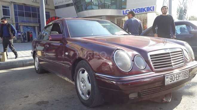 Mercedes E 250 1996, 136,000 km - 2.5 l - Bakı