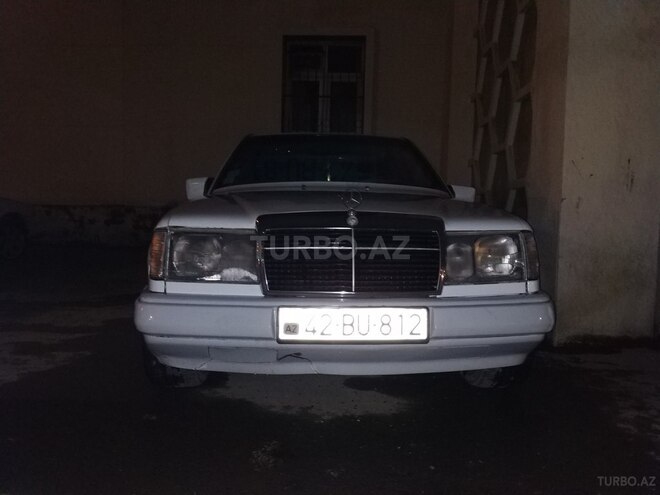 Mercedes E 200 1989, 200 km - 0.3 l - Bakı
