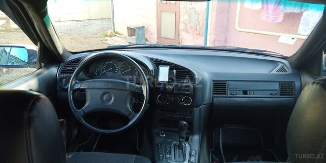 BMW 320 1992, 350,000 km - 2.0 l - Bakı