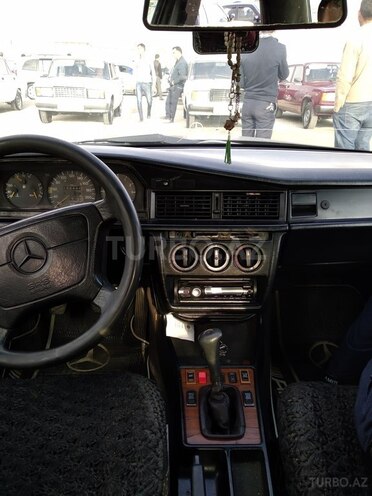 Mercedes 190 1993, 596,436 km - 1.8 l - Saatlı