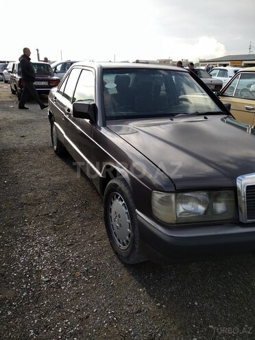 Mercedes 190 1993, 596,436 km - 1.8 l - Saatlı