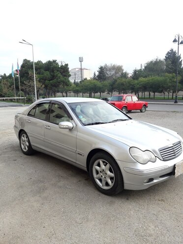 Mercedes C 240 2000, 250,000 km - 2.6 l - Bakı