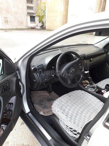Mercedes C 240 2000, 250,000 km - 2.6 l - Bakı