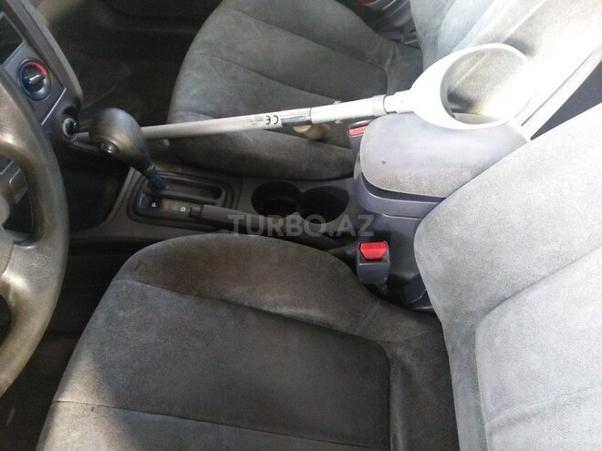 Hyundai Elantra 2002, 180,000 km - 0.2 l - Bakı