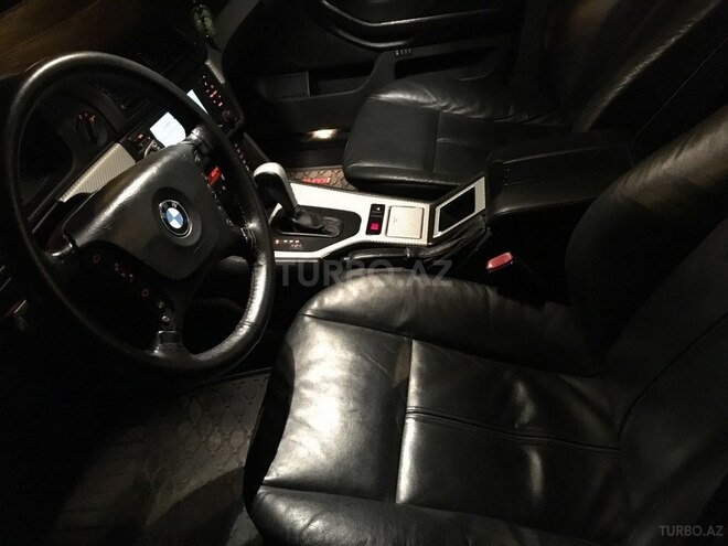BMW 525 2002, 229,000 km - 2.5 l - Bakı