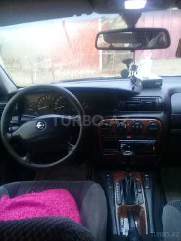 Opel Omega 1995, 200,000 km - 2.5 л - Bakı