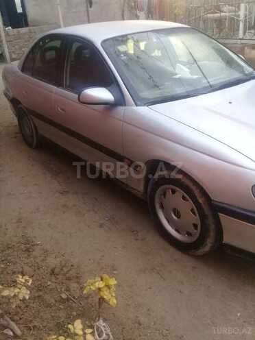 Opel Omega 1995, 200,000 km - 2.5 л - Bakı