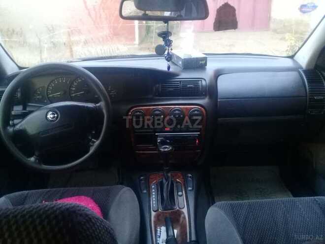 Opel Omega 1995, 200,000 km - 2.5 л - Bakı