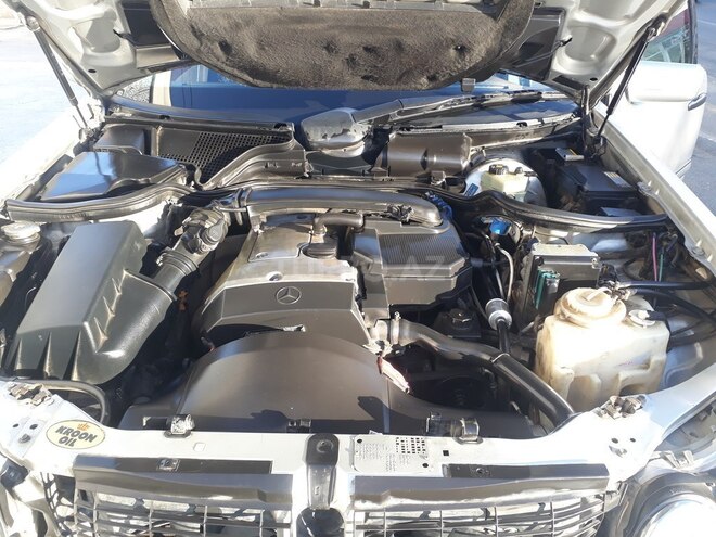 Mercedes E 230 1995, 370,000 km - 2.3 l - Bakı