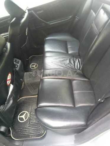 Mercedes E 220 2000, 414,000 km - 2.2 л - Bakı
