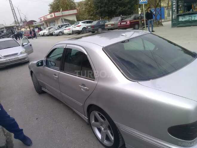 Mercedes E 220 2000, 414,000 km - 2.2 л - Bakı