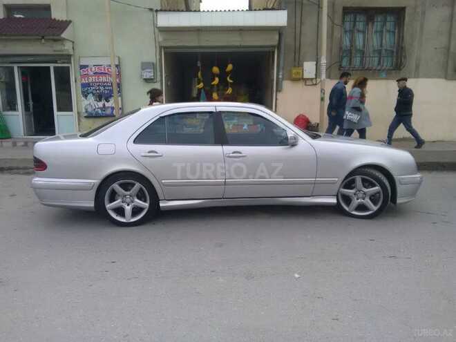 Mercedes E 220 2000, 414,000 km - 2.2 л - Bakı