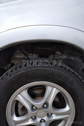 Mitsubishi Outlander 2004, 282,000 km - 2.4 л - Bakı