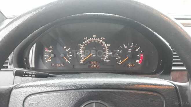 Mercedes C 230 1999, 194,551 km - 2.3 l - Bakı
