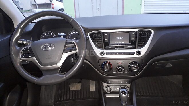 Hyundai Accent 2017, 50,000 km - 1.4 l - Bakı