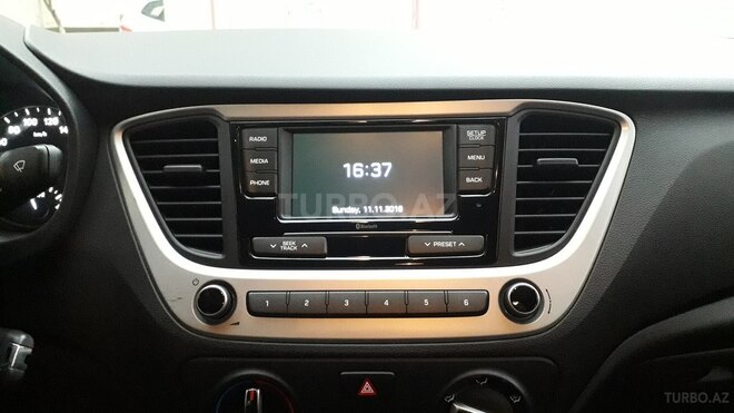 Hyundai Accent 2017, 50,000 km - 1.4 l - Bakı