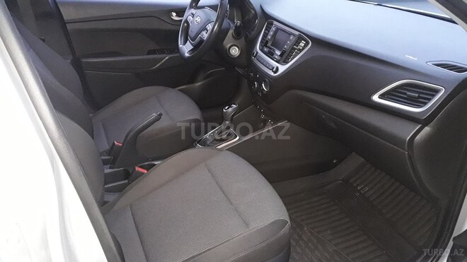 Hyundai Accent 2017, 50,000 km - 1.4 l - Bakı