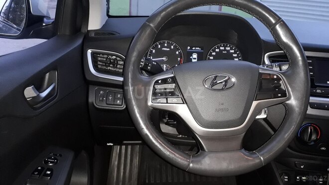 Hyundai Accent 2017, 50,000 km - 1.4 l - Bakı