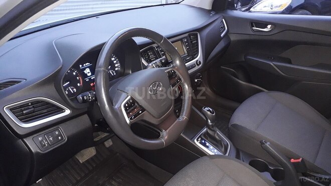 Hyundai Accent 2017, 50,000 km - 1.4 l - Bakı