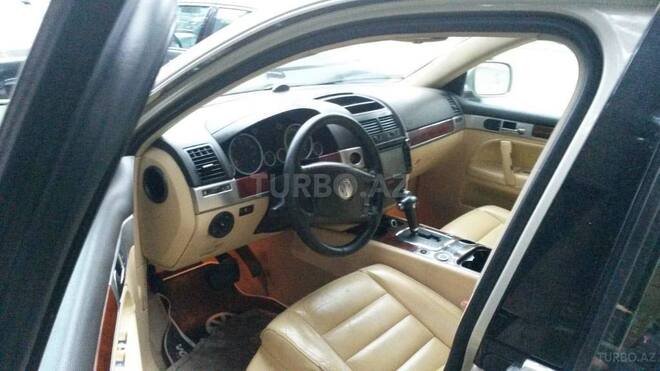 Volkswagen Touareg 2004, 289,000 km - 3.2 l - Bakı
