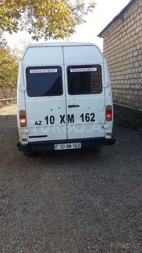 Mercedes 208 D 1992, 356,287 km - 2.3 l - Qazax