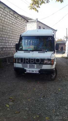 Mercedes 208 D 1992, 356,287 km - 2.3 l - Qazax