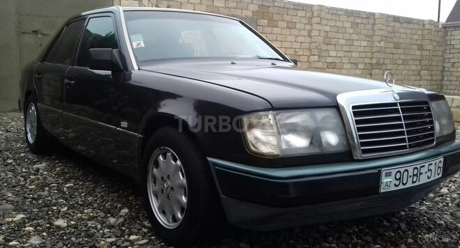 Mercedes E 200 1991, 370,000 km - 2.0 l - Bakı