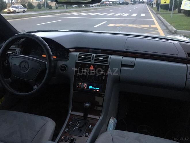 Mercedes E 280 1997, 288,000 km - 2.8 л - Bakı