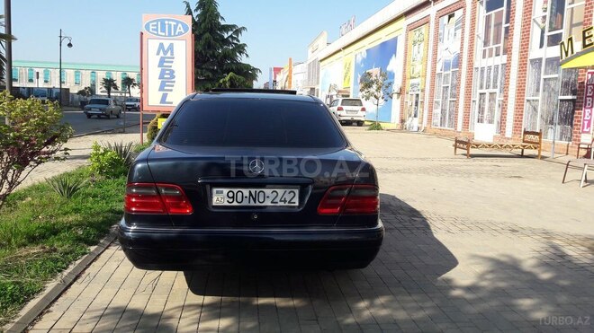 Mercedes E 230 1996, 306,800 km - 2.3 l - Masallı