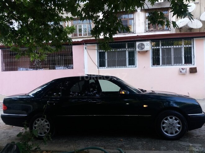 Mercedes E 230 1996, 276,219 km - 2.3 l - Bakı