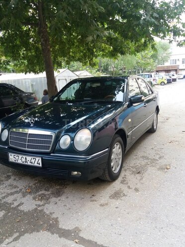 Mercedes E 230 1996, 276,219 km - 2.3 l - Bakı