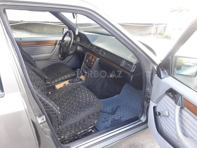 Mercedes E 200 1992, 130,000 km - 2.0 л - Xırdalan