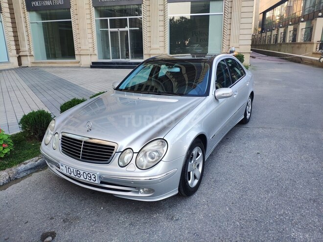 Mercedes E 320 2002, 183,000 km - 3.2 l - Bakı