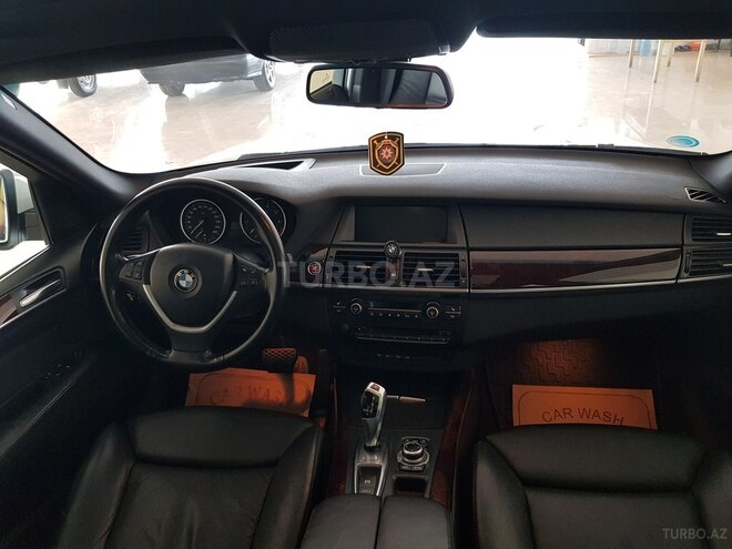 BMW X5 2010, 152,000 km - 4.8 l - Gəncə