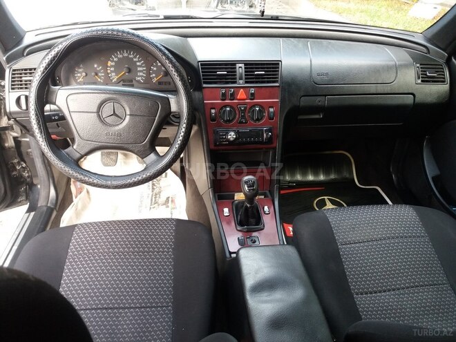 Mercedes C 200 1998, 278,653 km - 2.0 l - Şəki