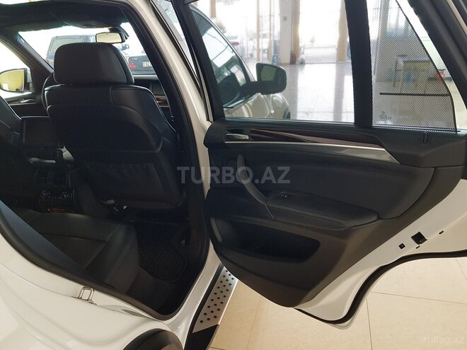 BMW X5 2010, 152,000 km - 4.8 l - Gəncə