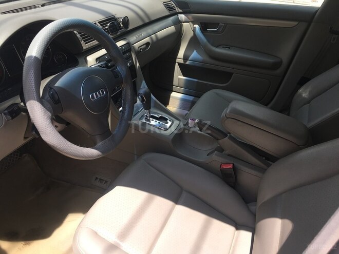 Audi A4 2002, 260,000 km - 1.8 л - Bakı