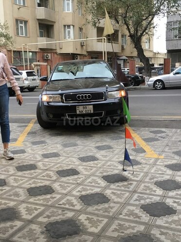 Audi A4 2002, 260,000 km - 1.8 л - Bakı