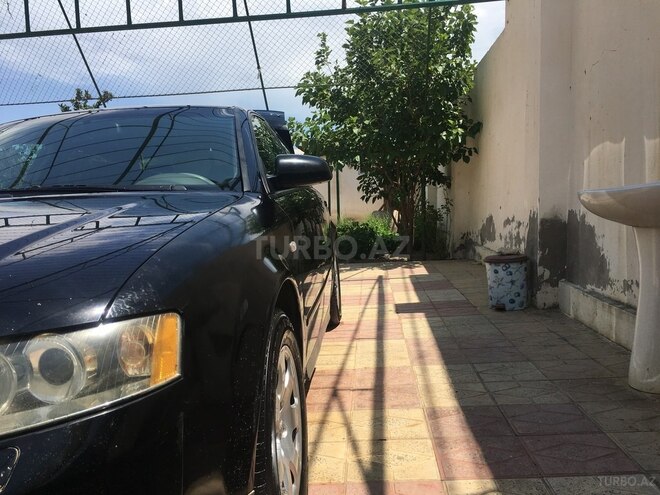 Audi A4 2002, 260,000 km - 1.8 л - Bakı