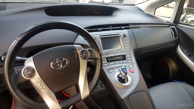 Toyota Prius 2013, 152,000 km - 1.8 л - Bakı