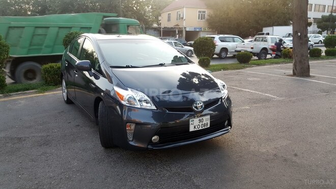 Toyota Prius 2013, 152,000 km - 1.8 л - Bakı