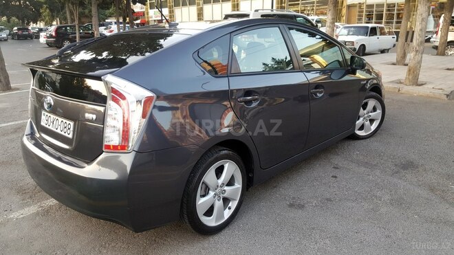 Toyota Prius 2013, 152,000 km - 1.8 л - Bakı