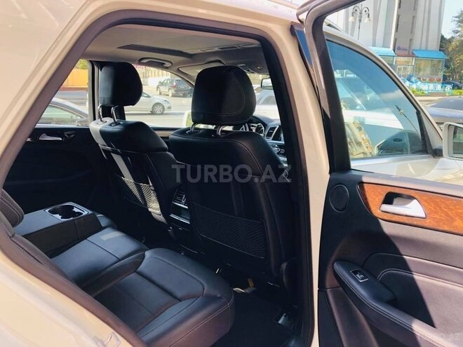 Mercedes ML 350 2013, 114,820 km - 3.0 l - Bakı