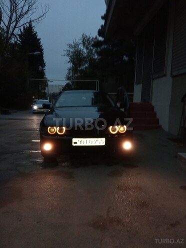 BMW 530 2002, 230,000 km - 3.0 л - Bakı