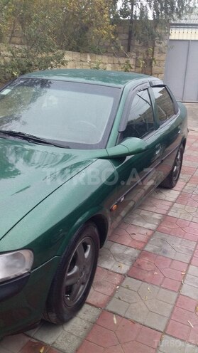 Opel Vectra 1997, 298,000 km - 2.0 l - Sumqayıt