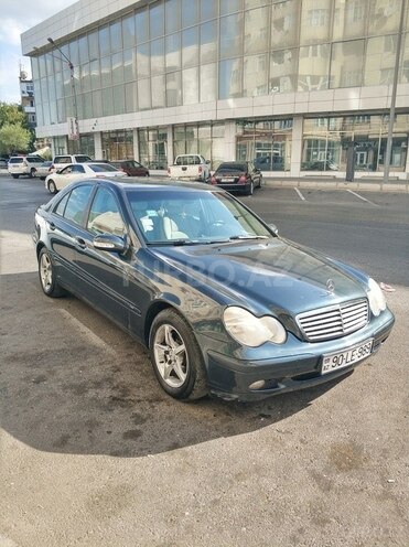 Mercedes C 200 2000, 318,000 km - 2.0 l - Bakı