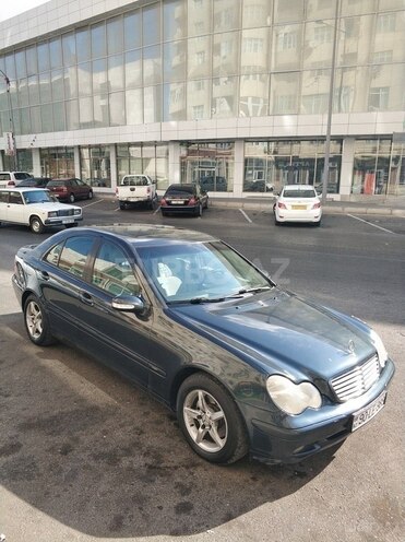 Mercedes C 200 2000, 318,000 km - 2.0 l - Bakı