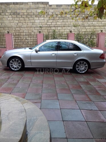 Mercedes E 320 2003, 187,000 km - 3.2 l - Xırdalan